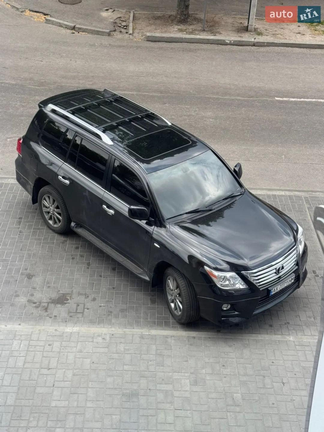 2011 Lexus LX - мініатюра 26