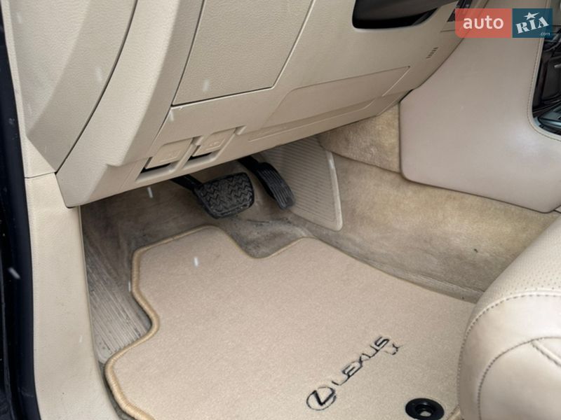 Внедорожник / Кроссовер Lexus LX 2011 в Харькове