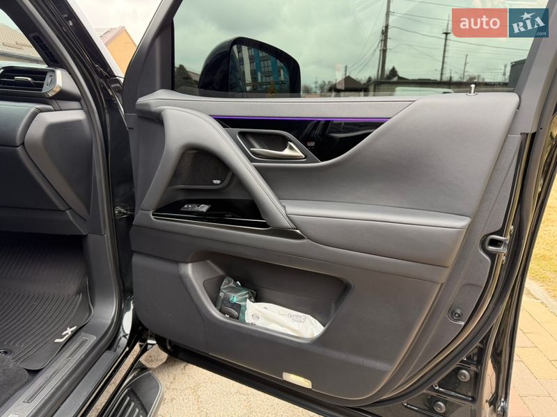 Позашляховик / Кросовер Lexus LX 2023 в Дніпрі