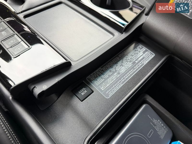 Позашляховик / Кросовер Lexus LX 2023 в Дніпрі