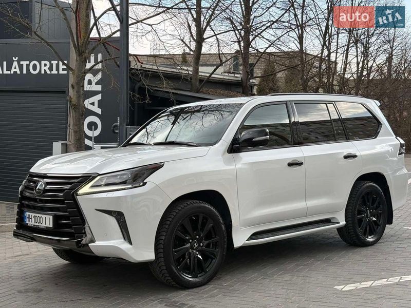 Lexus LX 2019