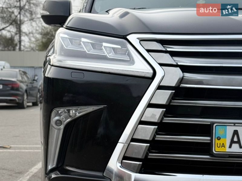 Внедорожник / Кроссовер Lexus LX 2016 в Днепре