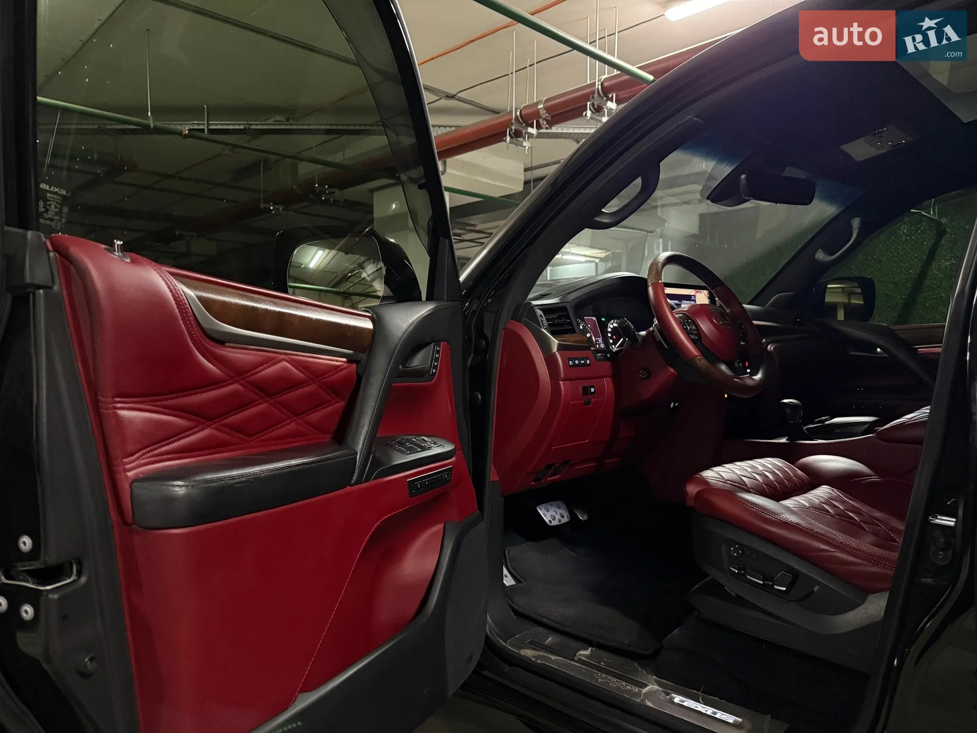 2016 Lexus LX - мініатюра 31