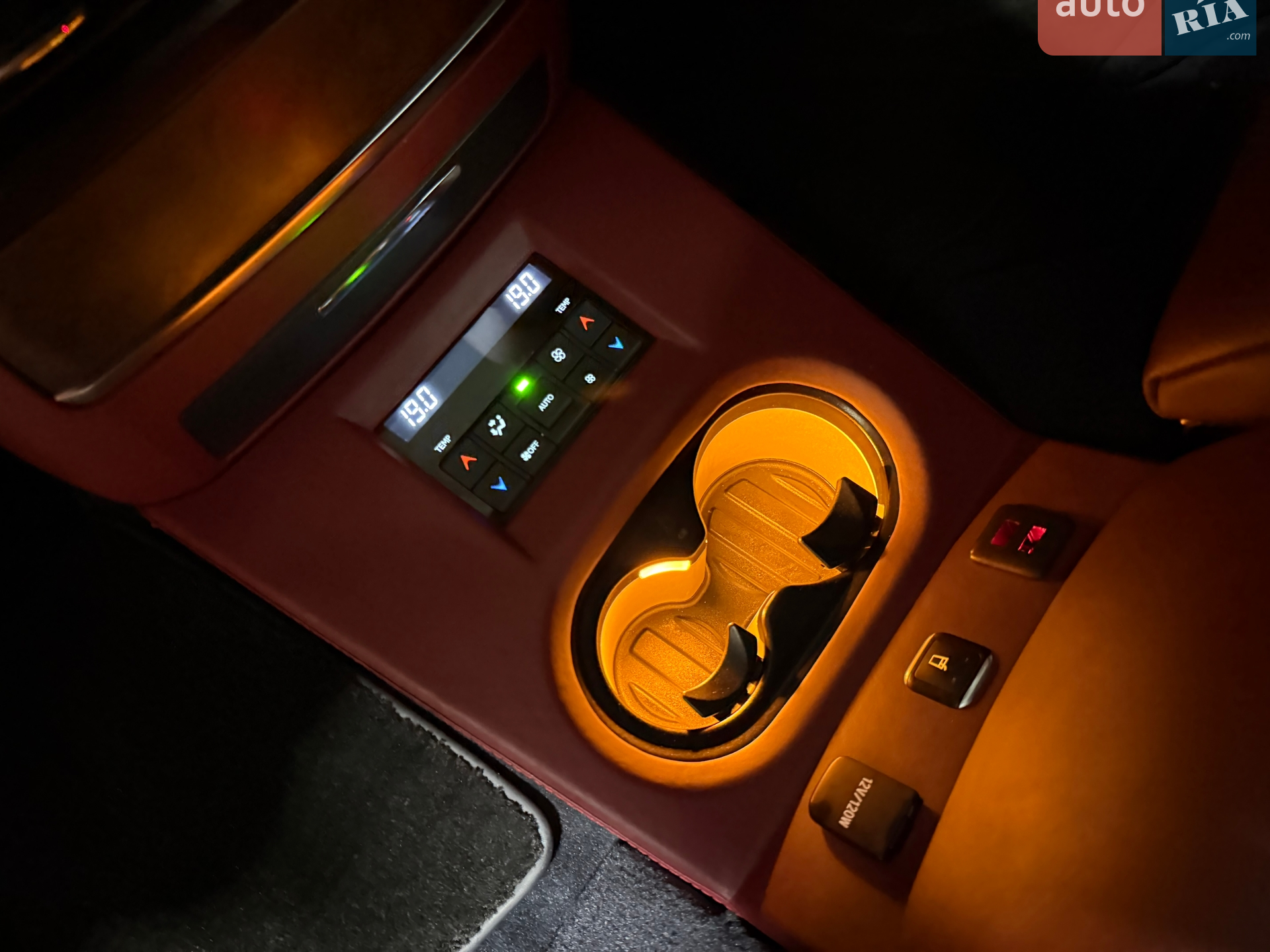 2016 Lexus LX - мініатюра 75