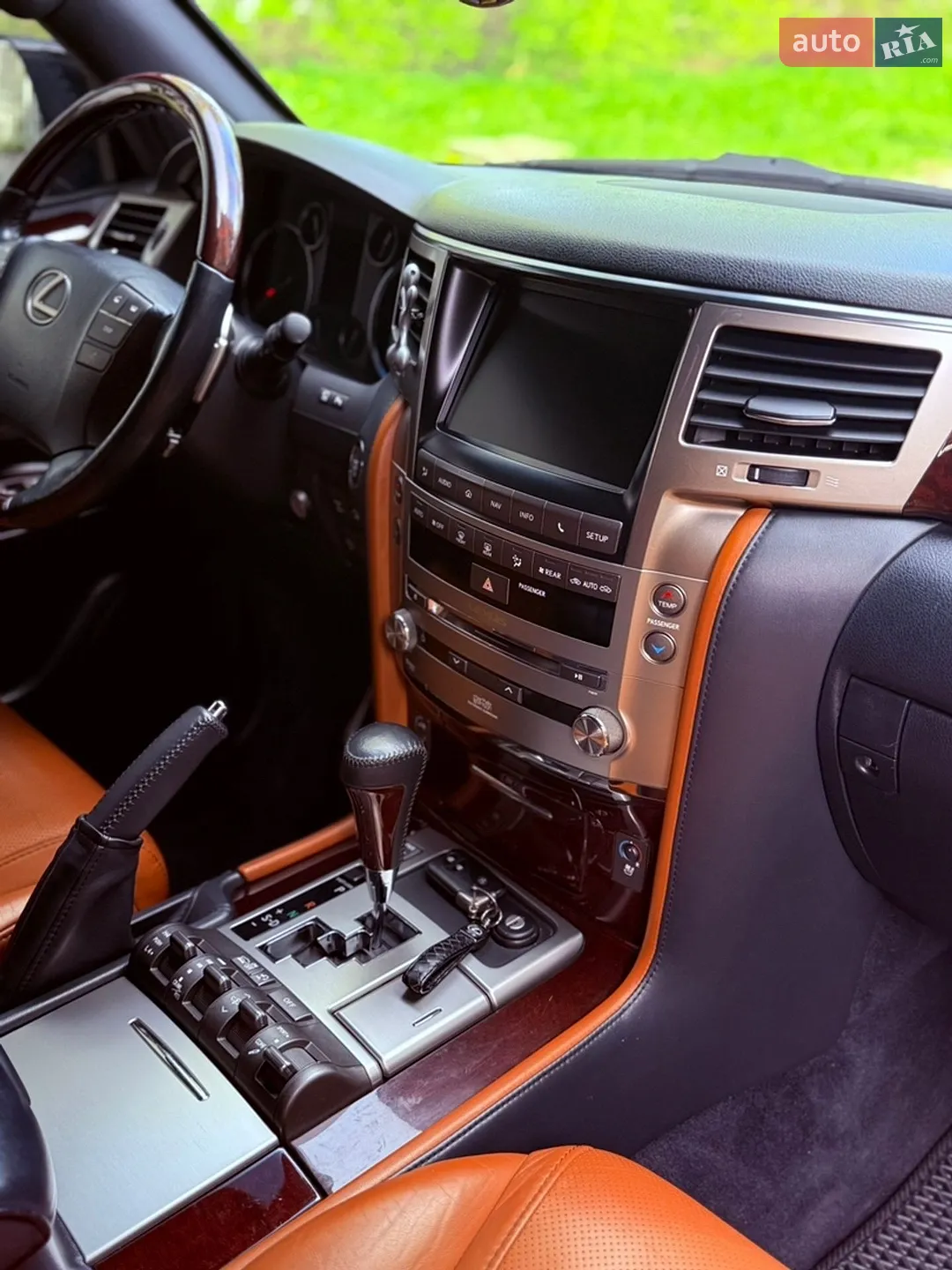2013 Lexus LX - мініатюра 23