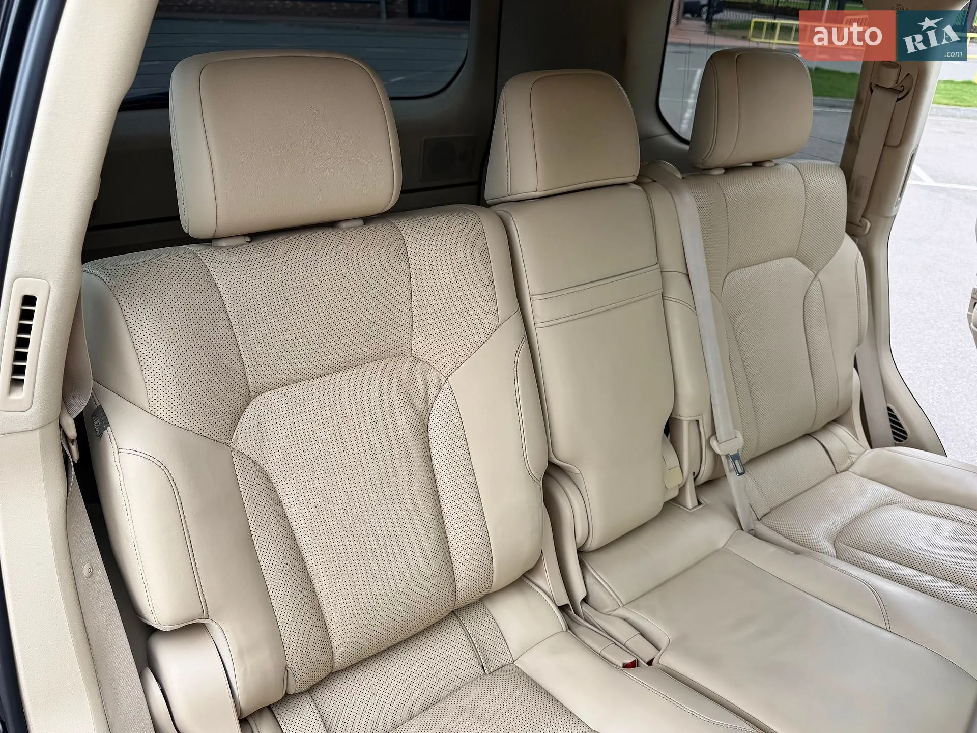 2016 Lexus LX - мініатюра 41