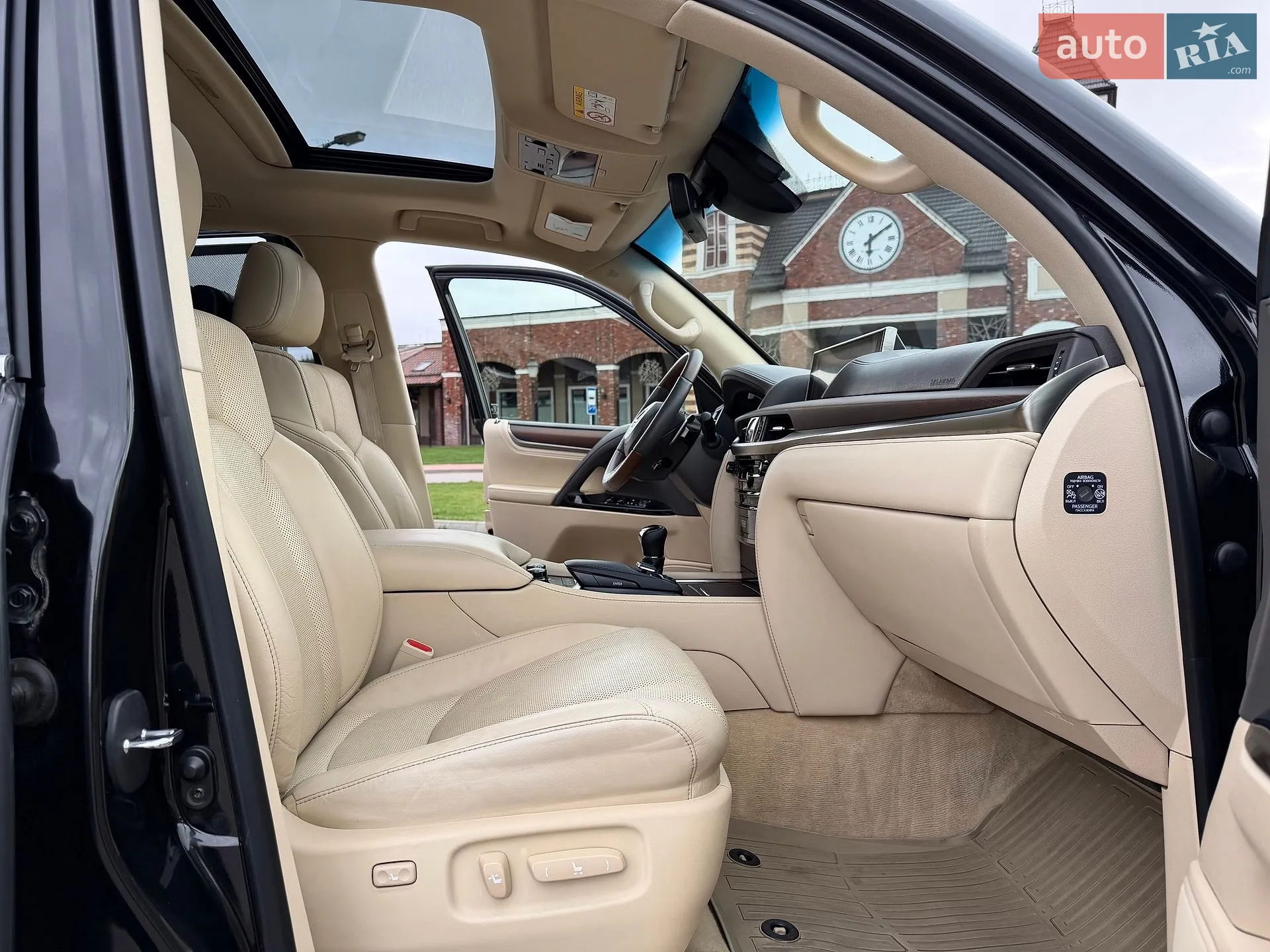 2016 Lexus LX - мініатюра 47