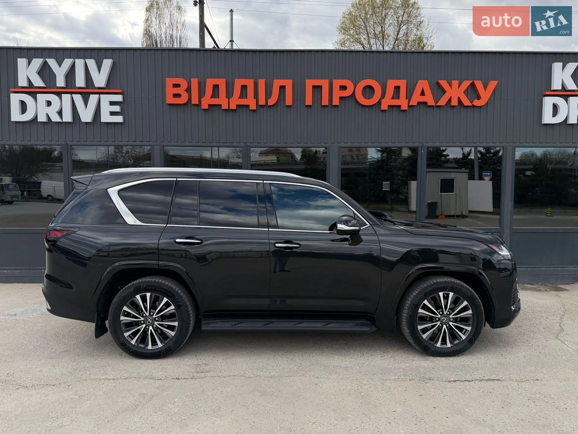 2023 Lexus LX - мініатюра 10