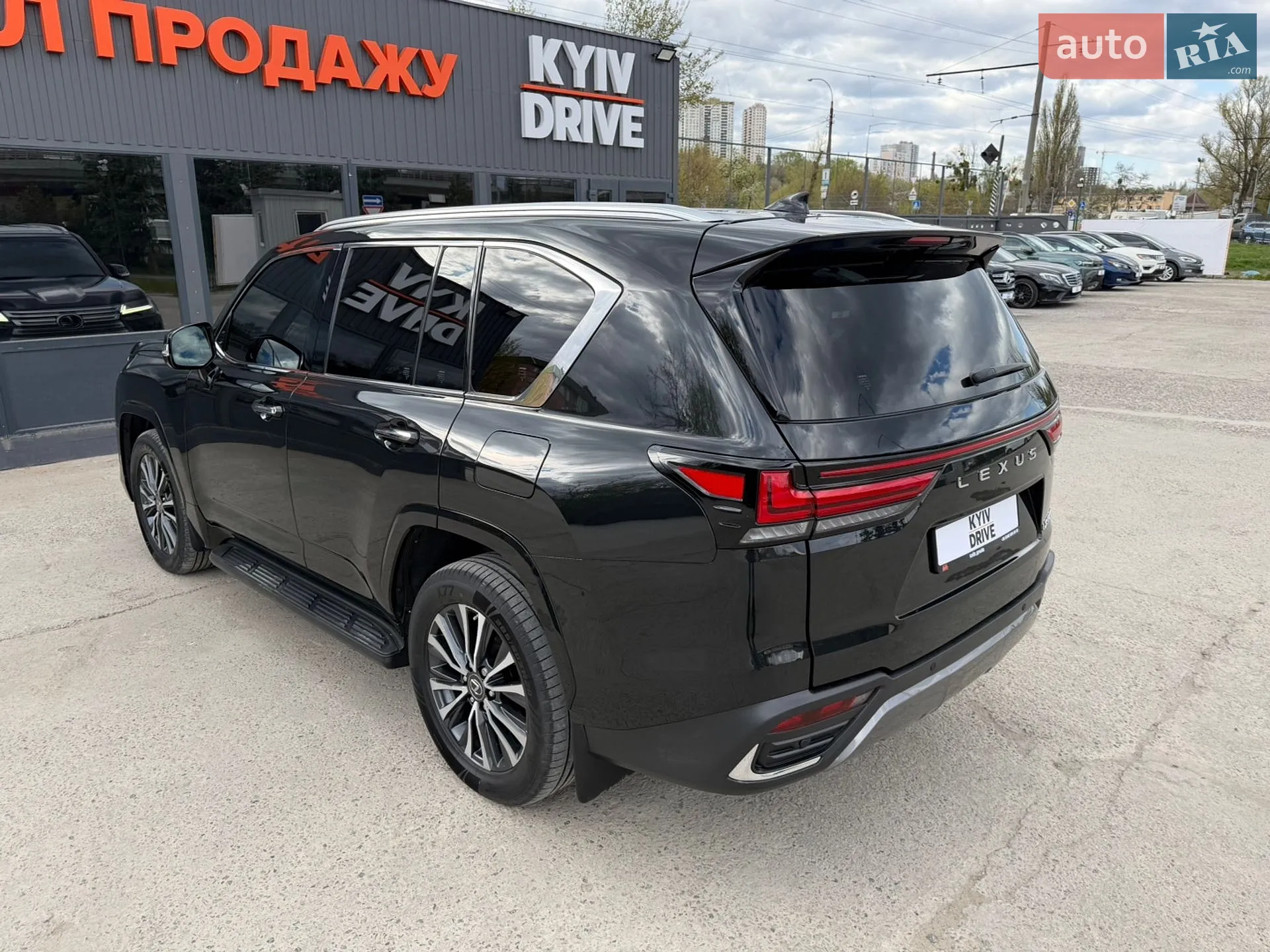 2023 Lexus LX - мініатюра 12