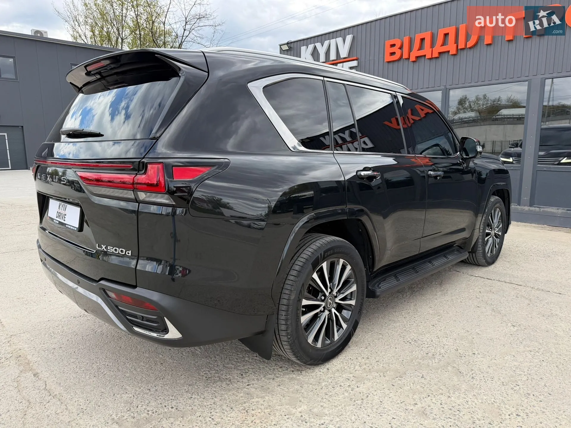 2023 Lexus LX - мініатюра 18