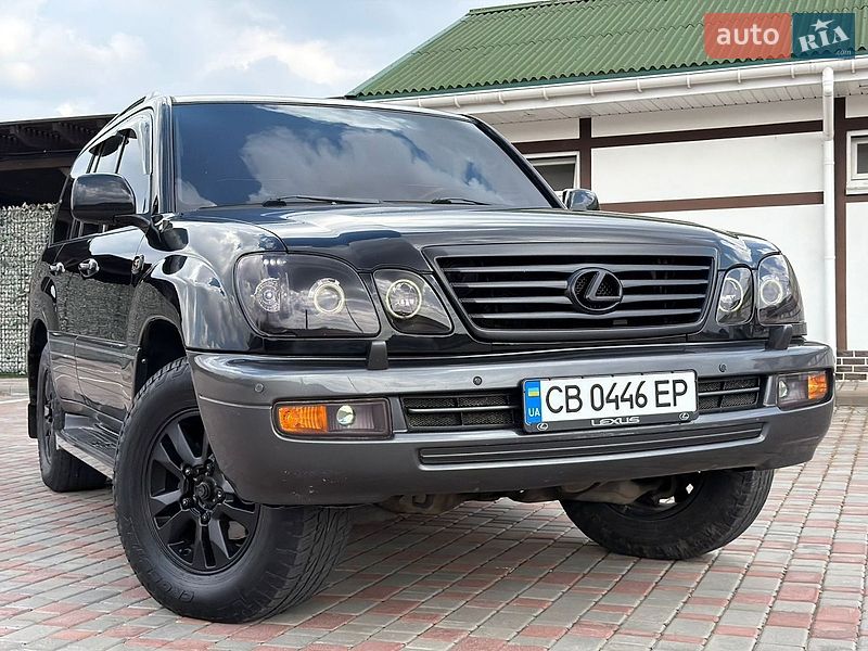 Lexus LX 2006