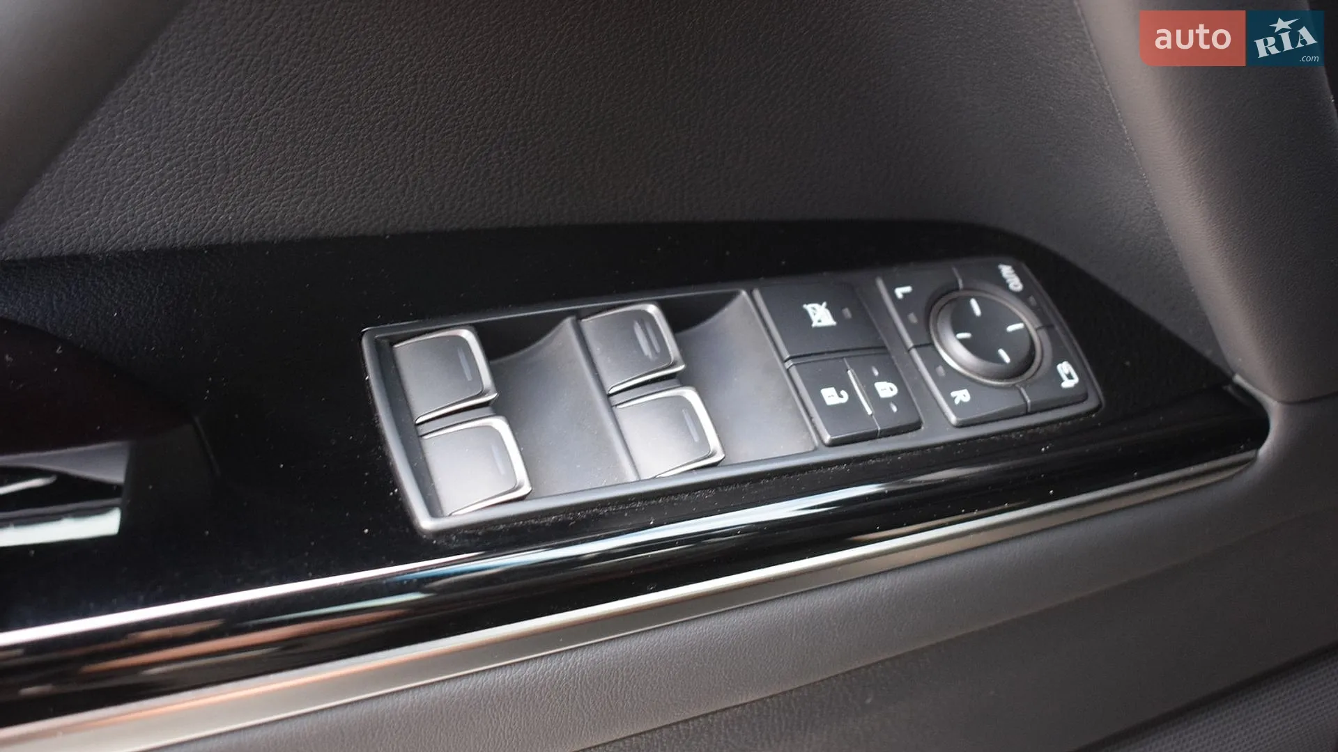 2024 Lexus LX - мініатюра 23