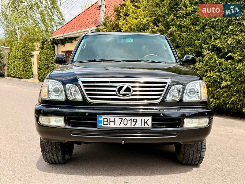 Внедорожник / Кроссовер Lexus LX 2005 в Одессе