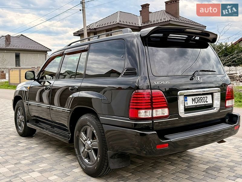 Внедорожник / Кроссовер Lexus LX 2005 в Одессе