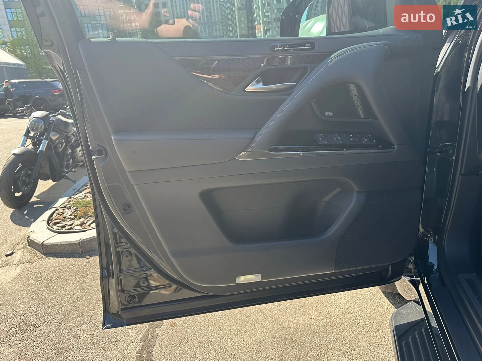 2023 Lexus LX - мініатюра 10