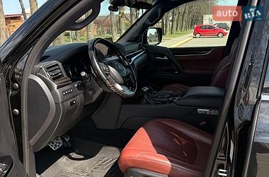 Внедорожник / Кроссовер Lexus LX 2019 в Киеве