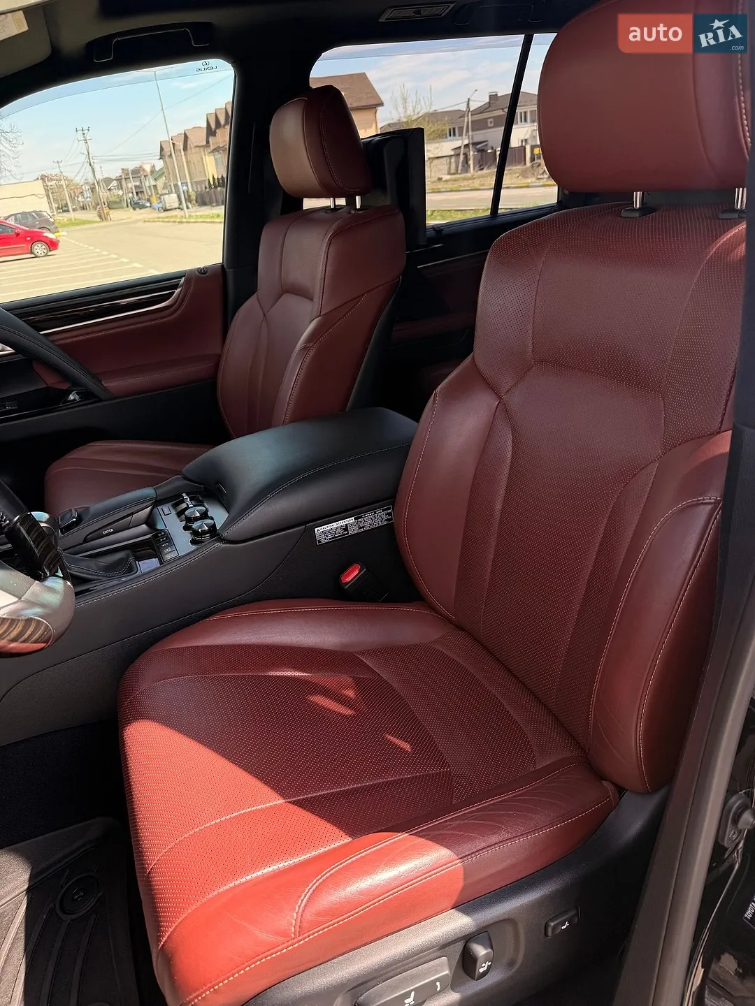 2019 Lexus LX - мініатюра 12