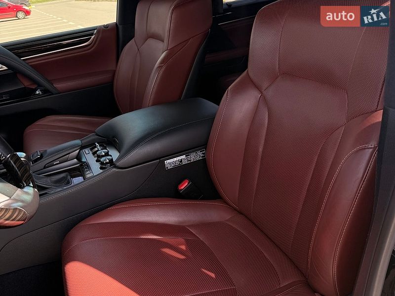 Внедорожник / Кроссовер Lexus LX 2019 в Киеве
