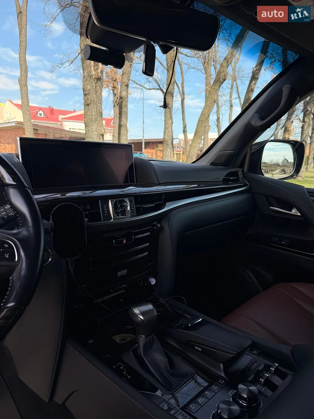 2019 Lexus LX - мініатюра 16