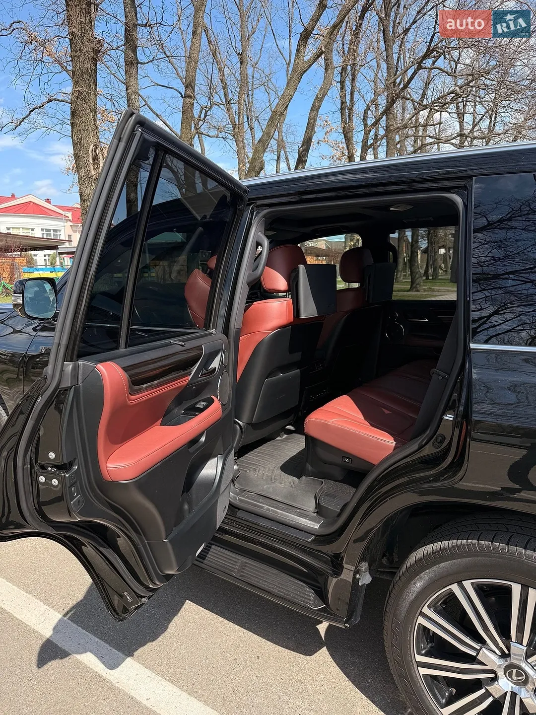 2019 Lexus LX - мініатюра 18