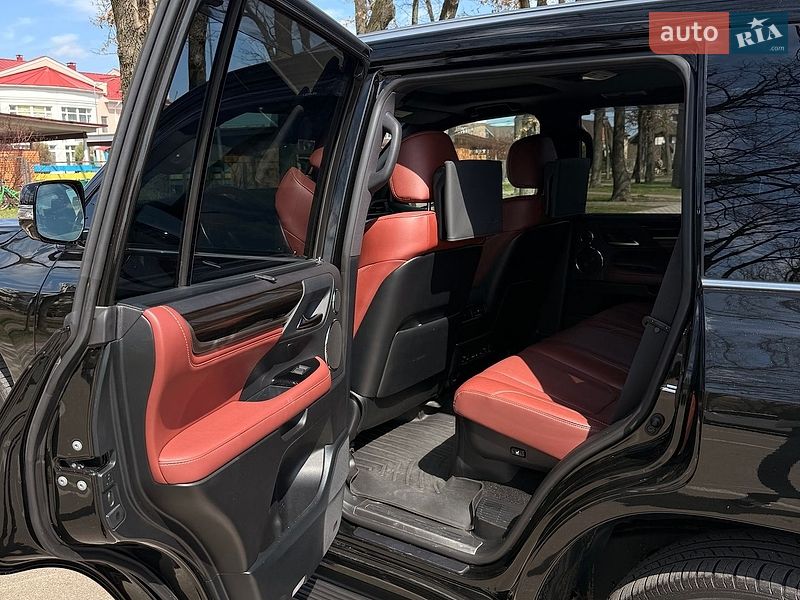 Внедорожник / Кроссовер Lexus LX 2019 в Киеве