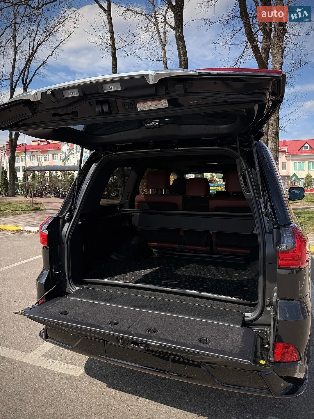 2019 Lexus LX - мініатюра 24