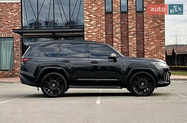 Внедорожник / Кроссовер Lexus LX 2022 в Киеве
