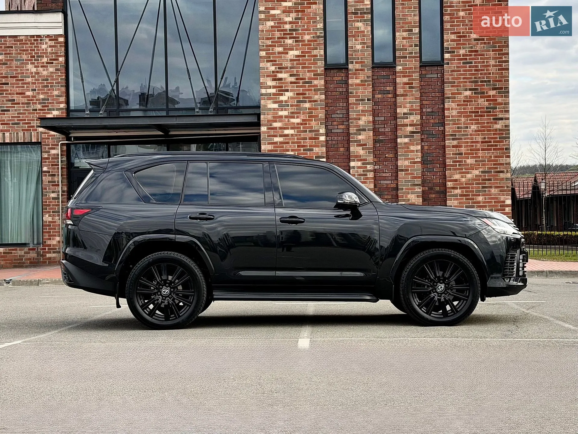 2022 Lexus LX - мініатюра 12