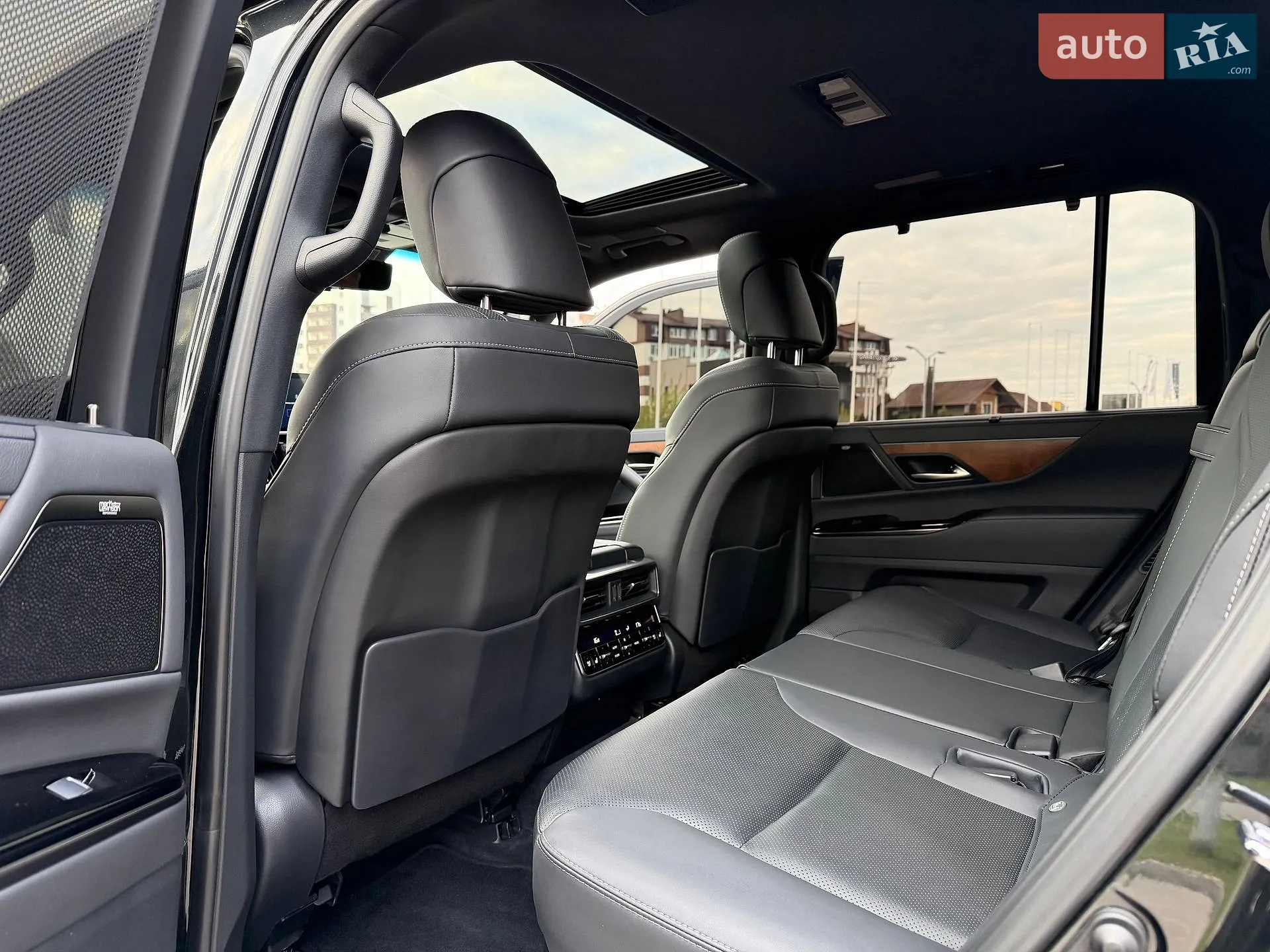 2022 Lexus LX - мініатюра 34