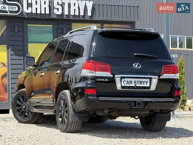 Внедорожник / Кроссовер Lexus LX 2008 в Стрые