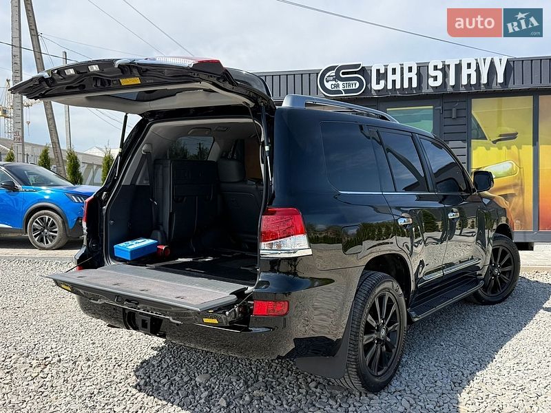 Внедорожник / Кроссовер Lexus LX 2008 в Стрые