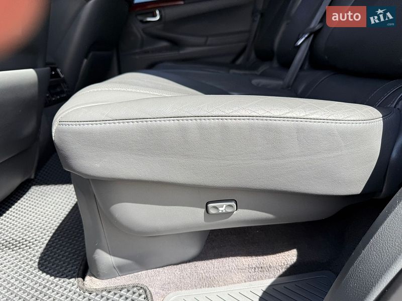 Внедорожник / Кроссовер Lexus LX 2008 в Стрые