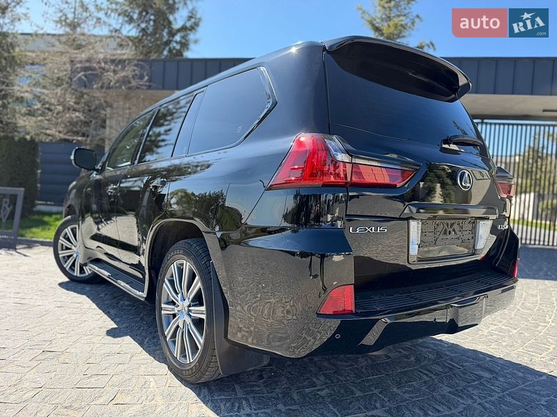 Внедорожник / Кроссовер Lexus LX 2017 в Львове