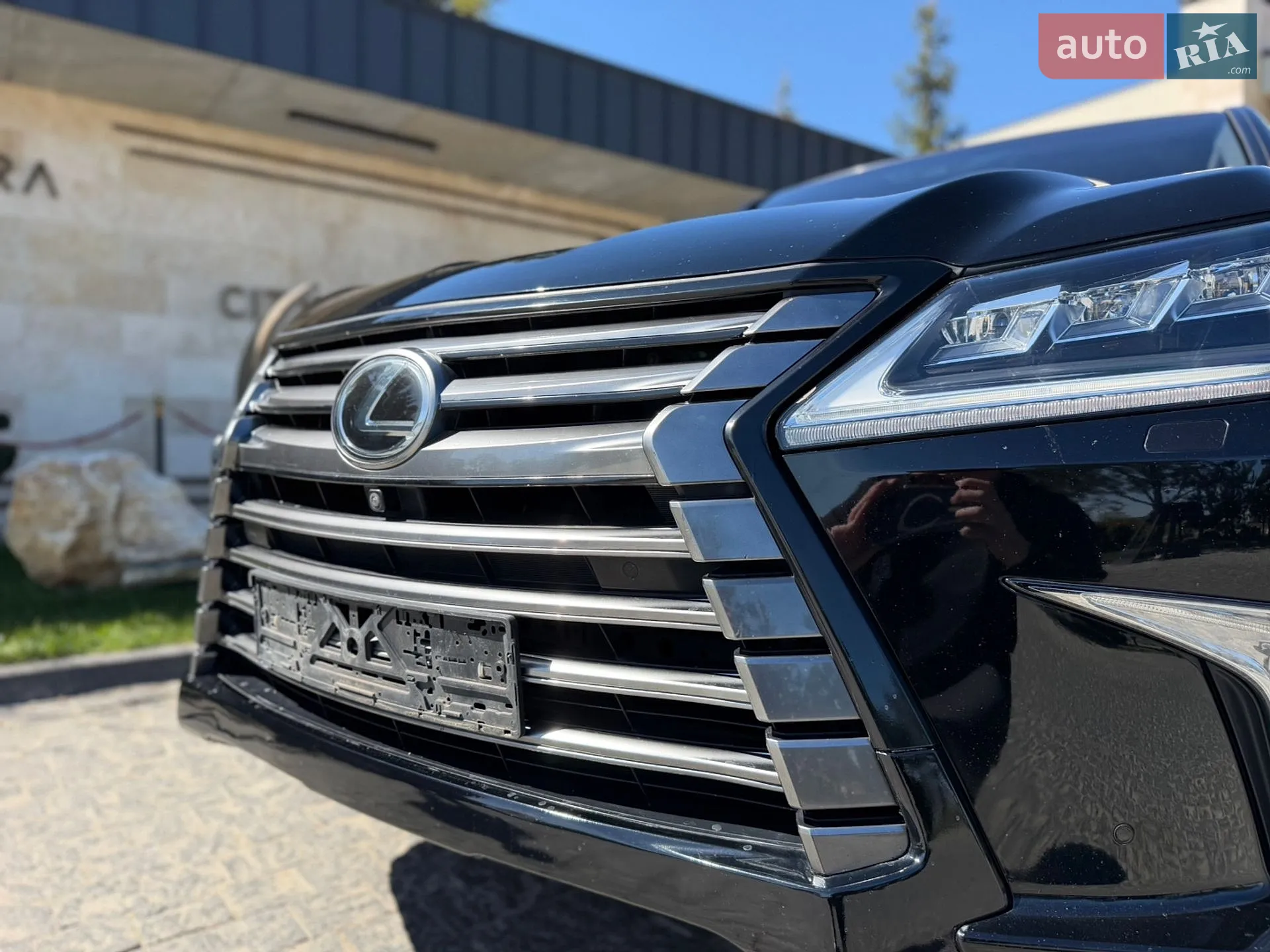 2017 Lexus LX - мініатюра 25