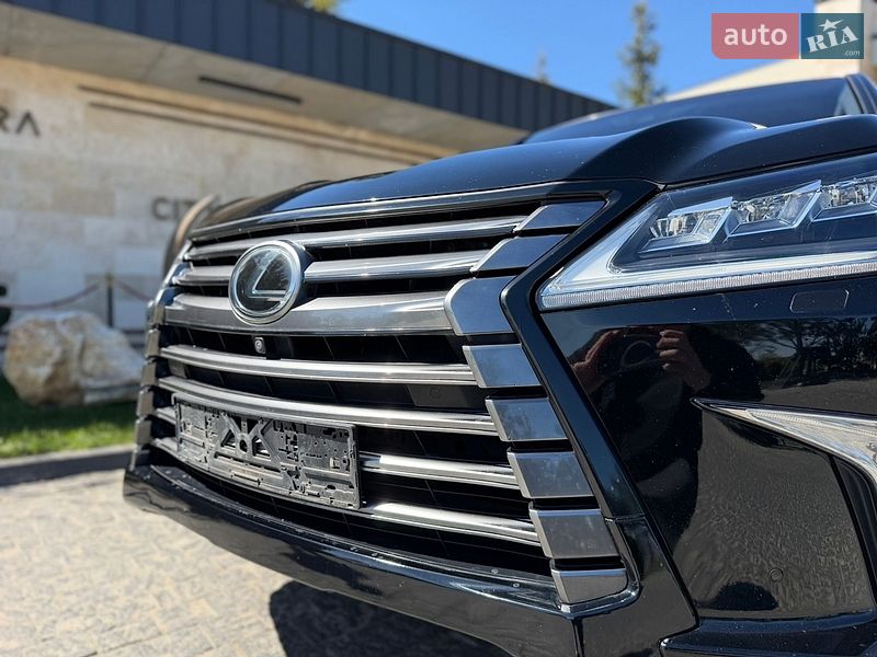 Внедорожник / Кроссовер Lexus LX 2017 в Львове