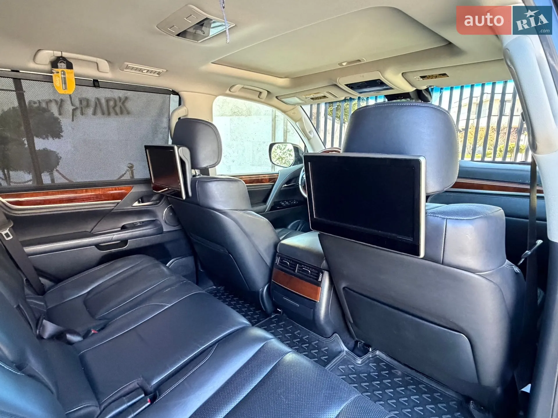 2017 Lexus LX - мініатюра 44