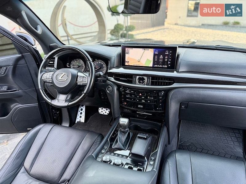 Внедорожник / Кроссовер Lexus LX 2017 в Львове