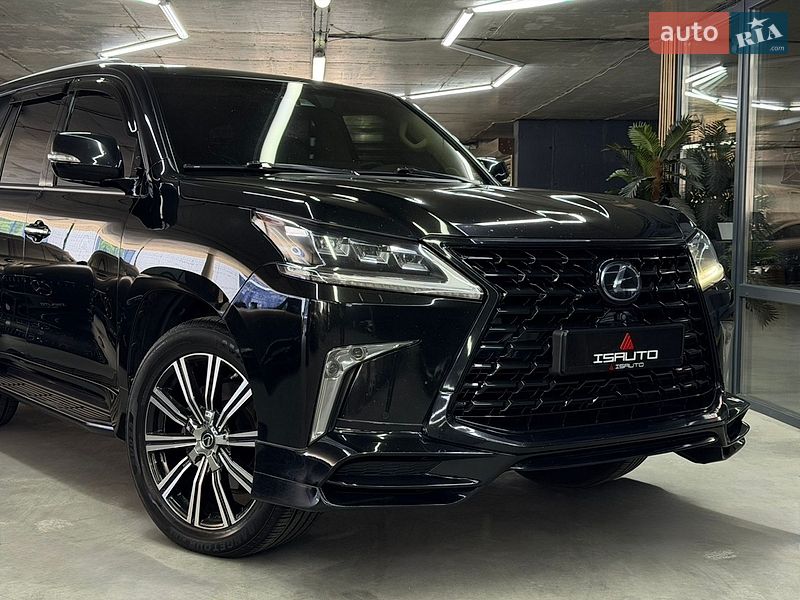 Внедорожник / Кроссовер Lexus LX 2016 в Одессе