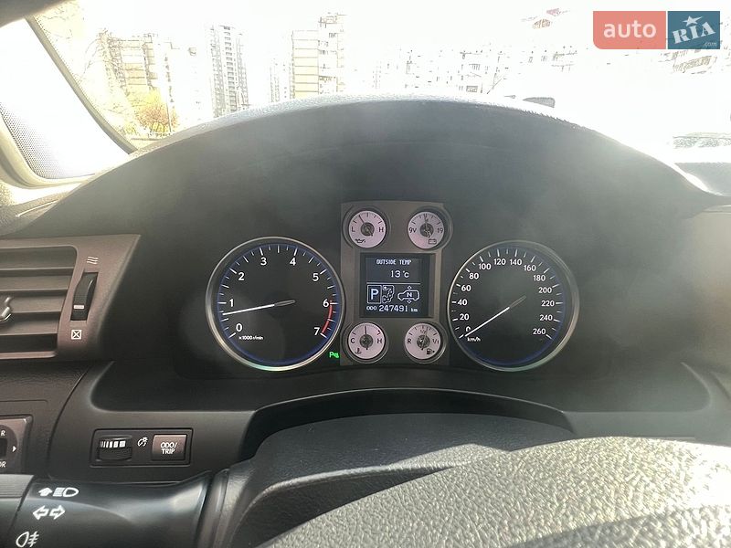 Внедорожник / Кроссовер Lexus LX 2011 в Киеве