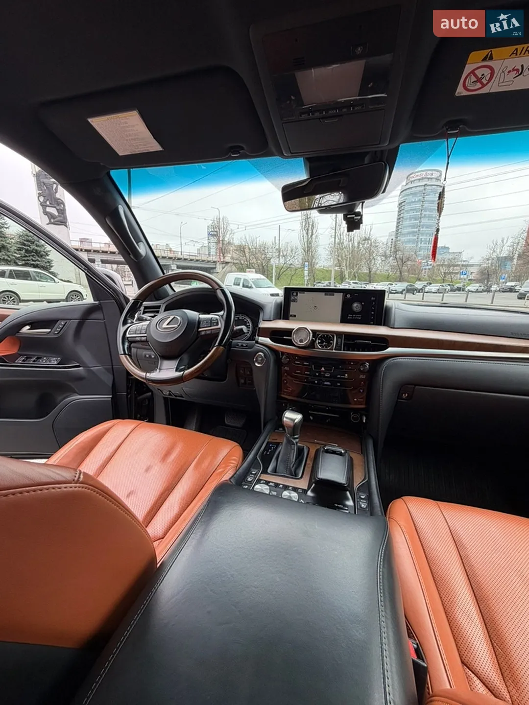2017 Lexus LX - мініатюра 9
