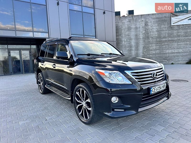 Внедорожник / Кроссовер Lexus LX 2011 в Черновцах