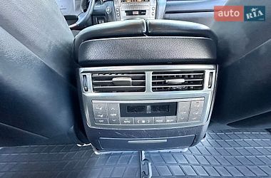 Внедорожник / Кроссовер Lexus LX 2011 в Черновцах