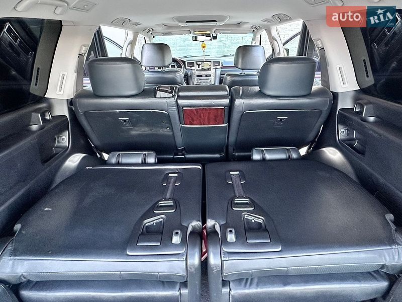 Внедорожник / Кроссовер Lexus LX 2011 в Черновцах