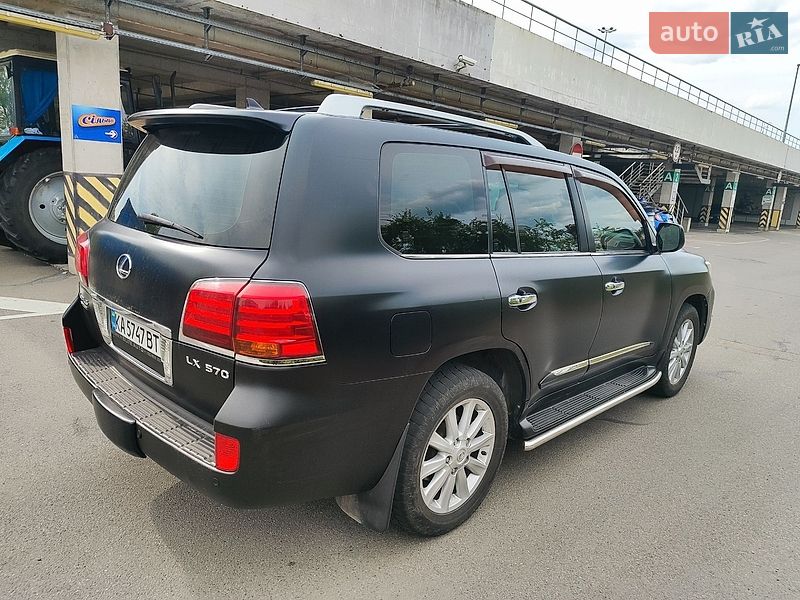 Позашляховик / Кросовер Lexus LX 2008 в Києві