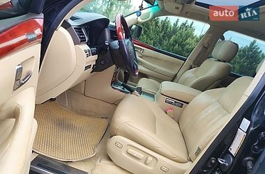 Позашляховик / Кросовер Lexus LX 2008 в Києві