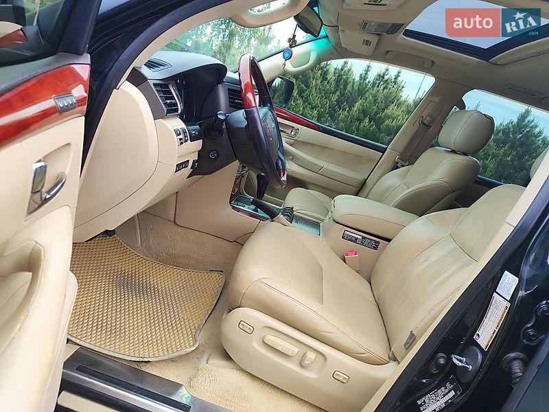 Позашляховик / Кросовер Lexus LX 2008 в Києві