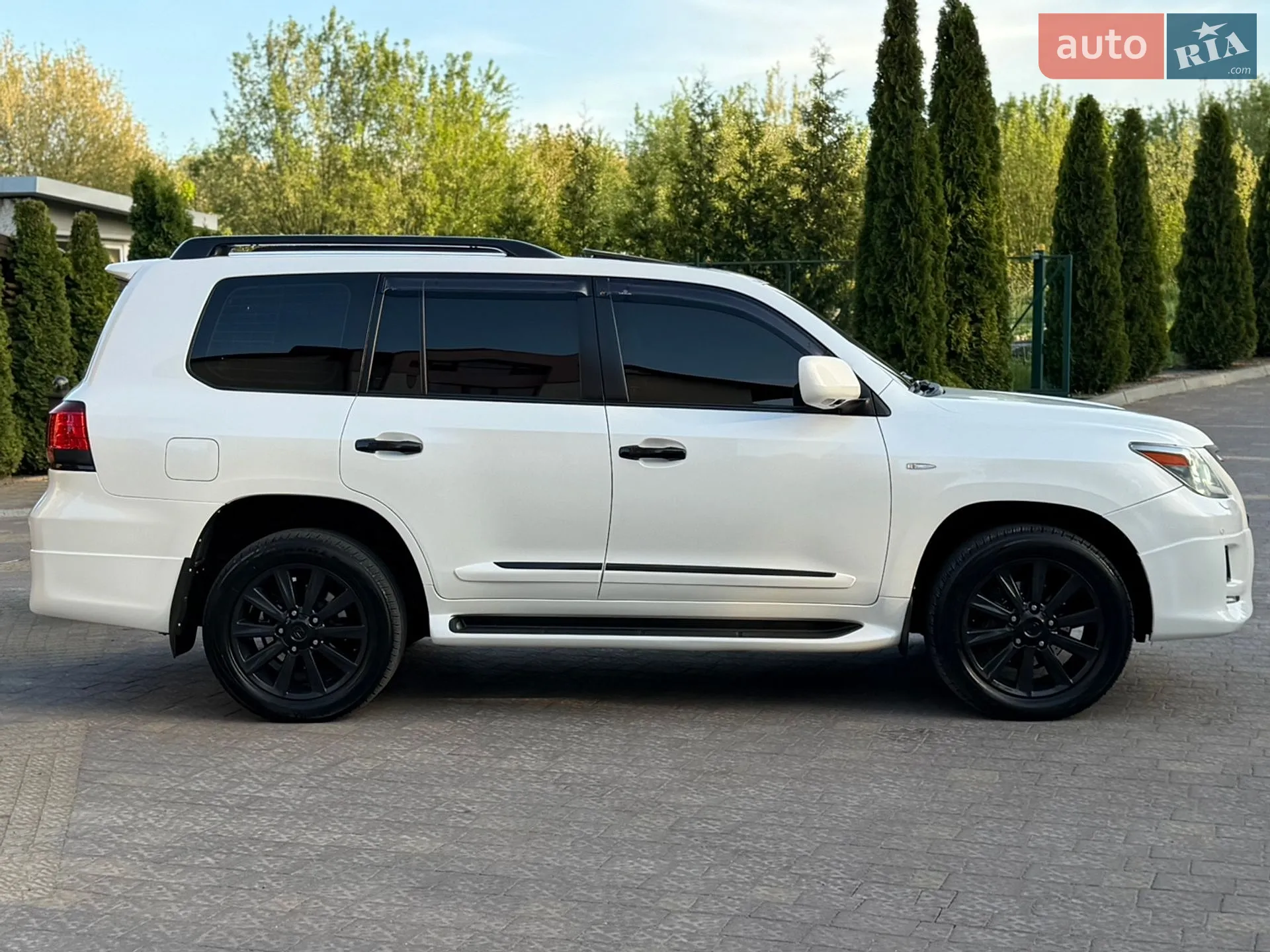 2011 Lexus LX - мініатюра 14
