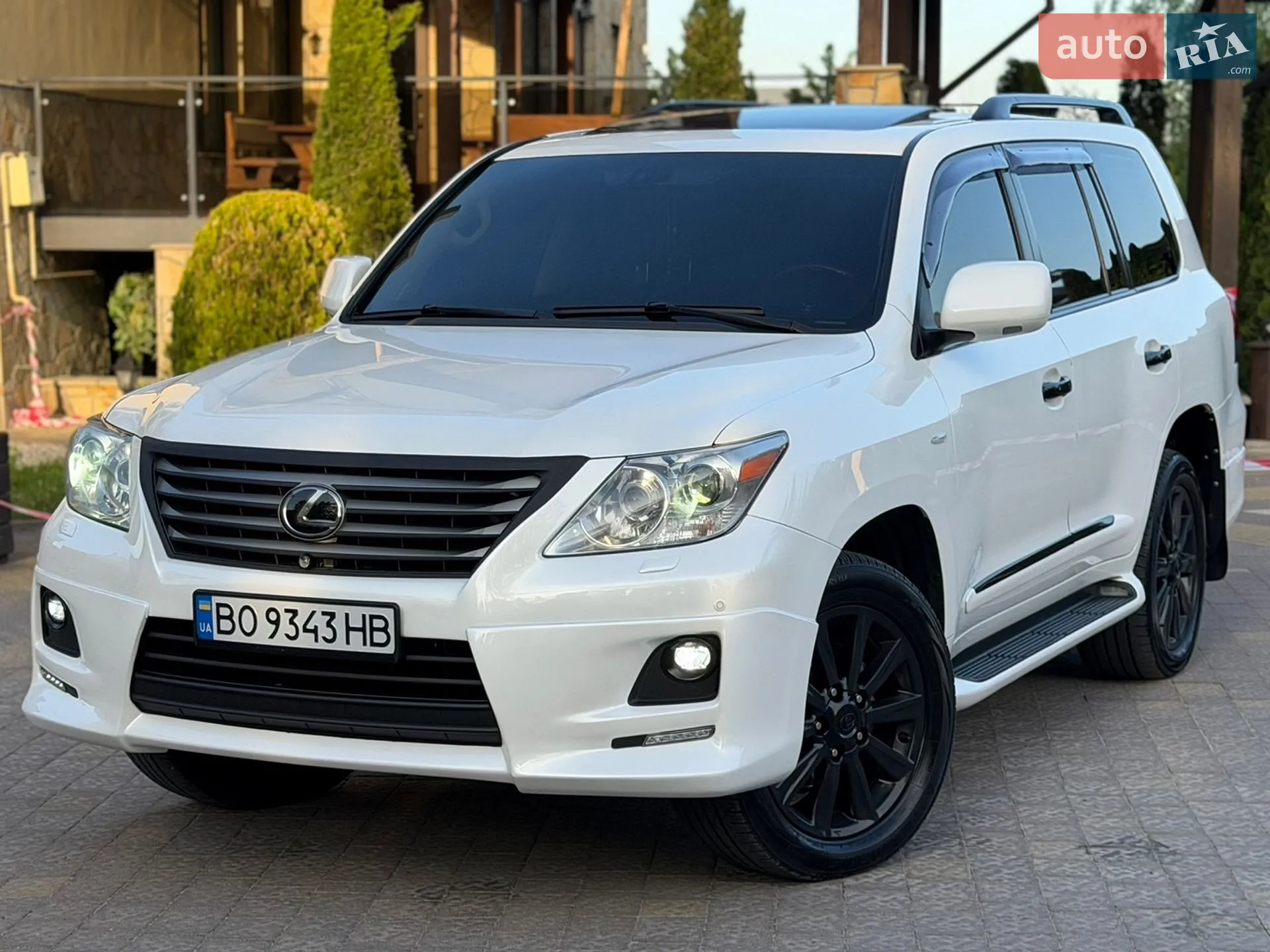 2011 Lexus LX - мініатюра 6