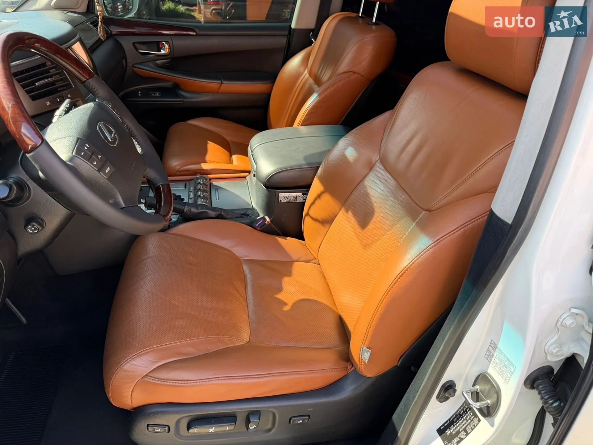 2011 Lexus LX - мініатюра 55