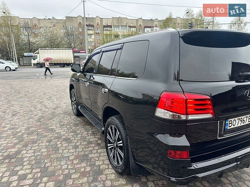 Внедорожник / Кроссовер Lexus LX 2010 в Тернополе